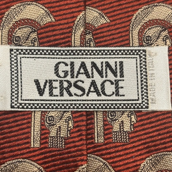 Vintage Gianni Versace Silk Medusa Designer Logo Men’s Neck Tie Made In Italy - Picture 1 of 7